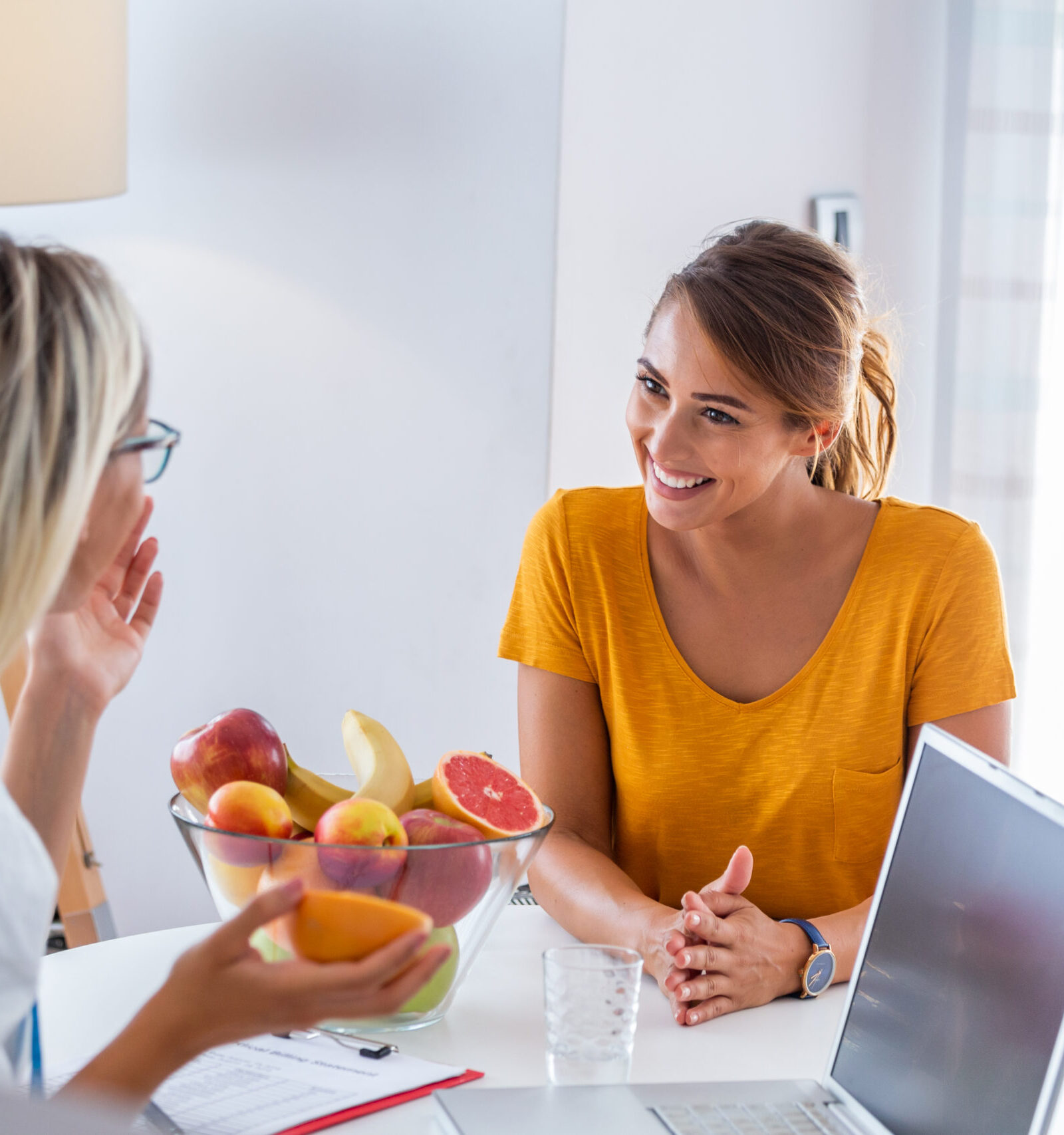 Female Nutritionist Giving Consultation Patient Scaled E1779290276124